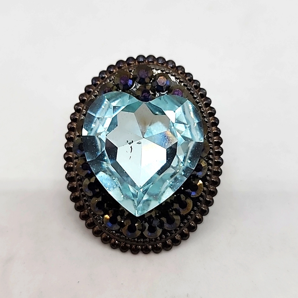 SWAROVSKI AZURE BLUE RHINESTONE HEART COCKTAIL RING